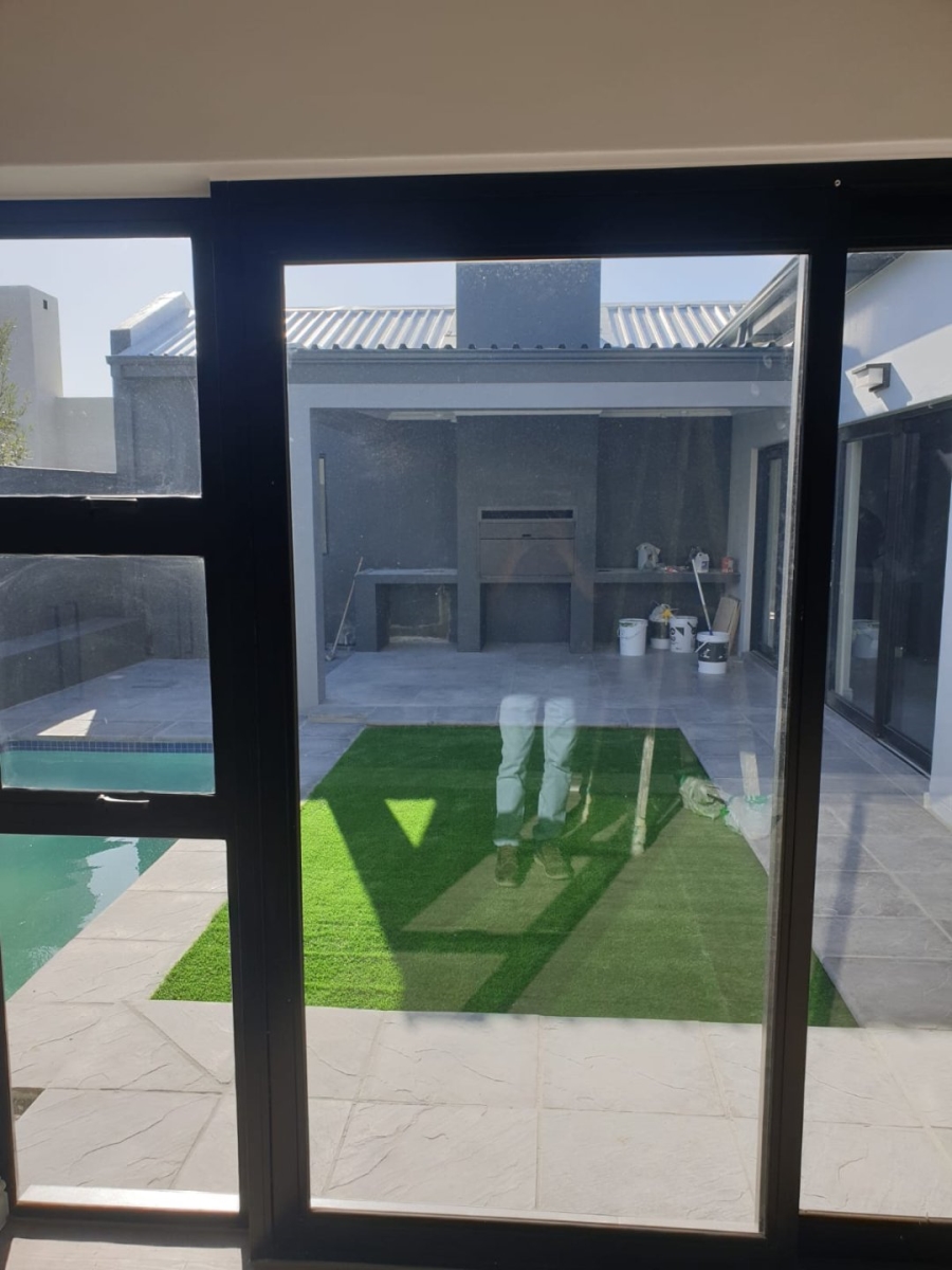 3 Bedroom Property for Sale in Sandown Western Cape